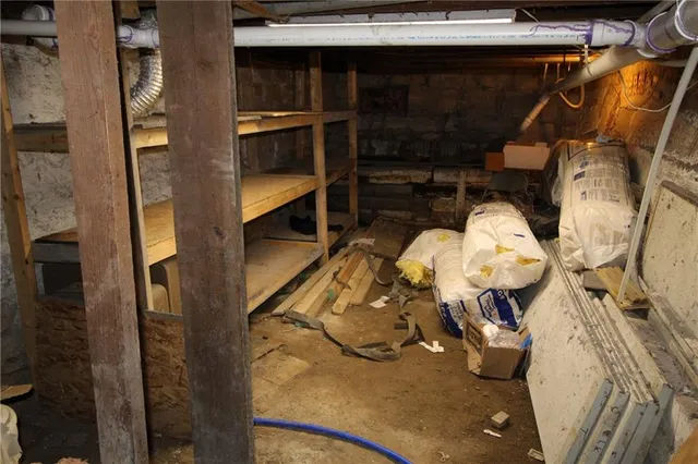 $154,950 | 326 Isacks Street, Lecompton, KS 66050