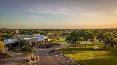 $875,000 | 31 Mallard Lane, Columbus, TX 78934