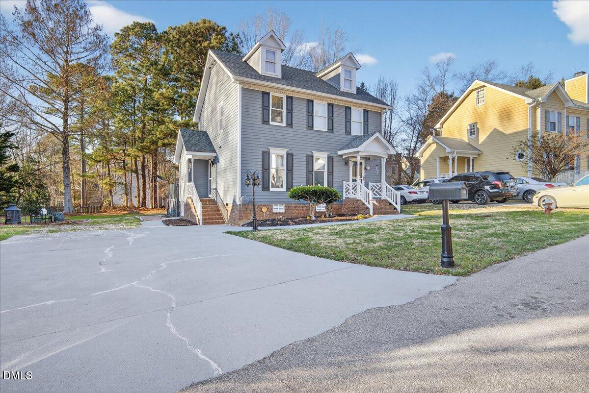 3013 Chippendale Road Raleigh, NC 27604 - Photo 5 of 46 34-Finished 3013 chippendale rd (34 of 4