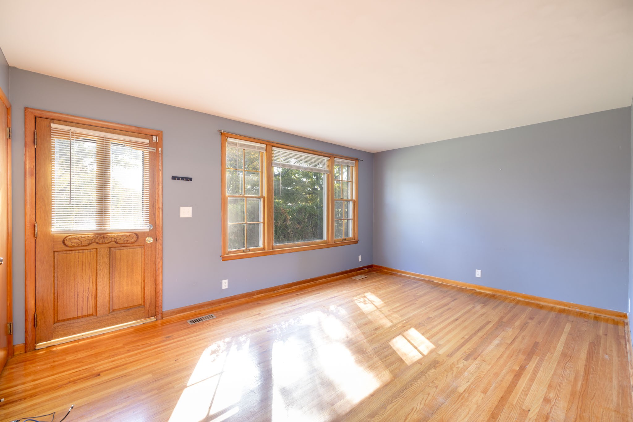 1015 Lockertsville Road Ashland City, TN 37015 - Photo 23 of 72 a view of an empty room and window