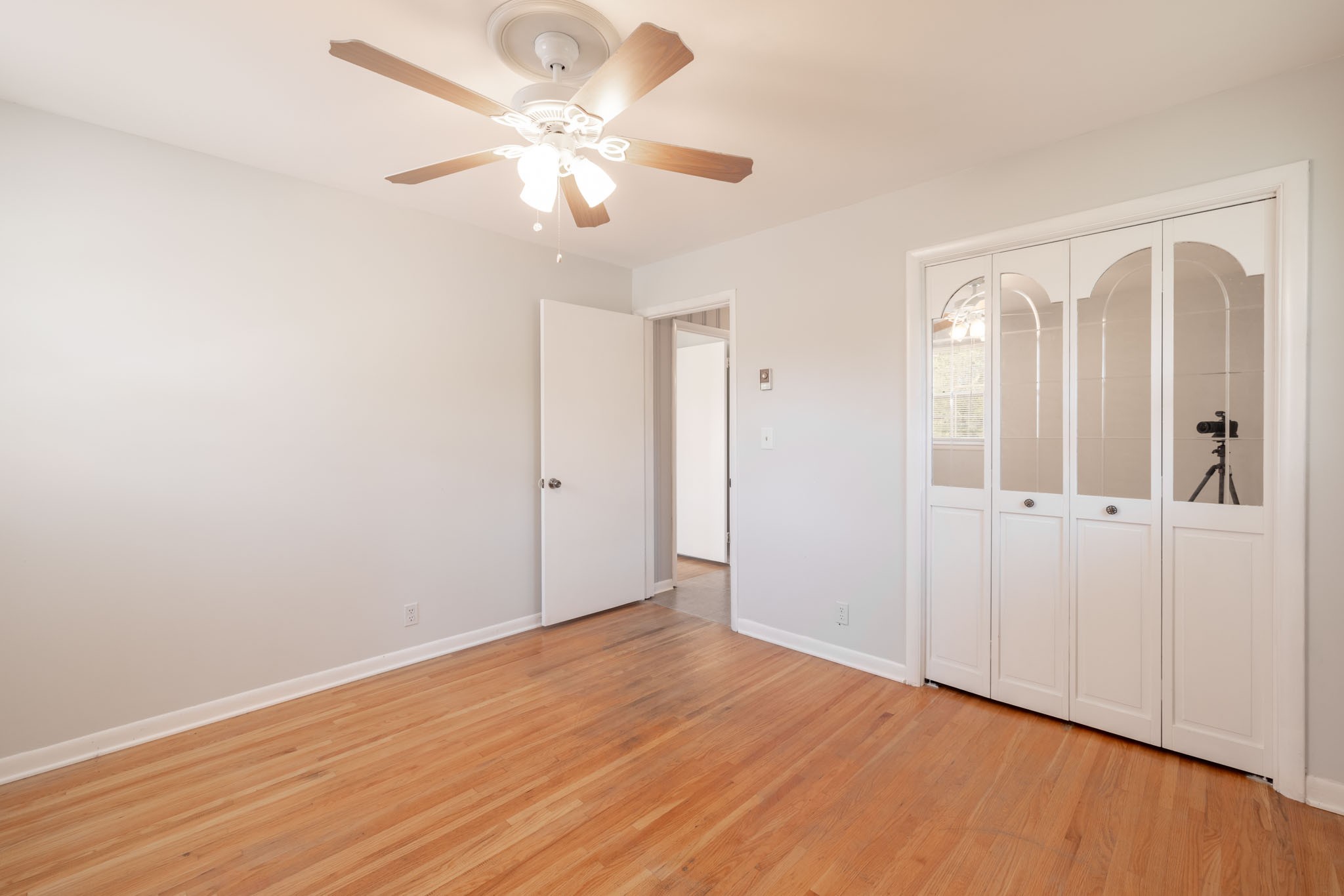 1015 Lockertsville Road Ashland City, TN 37015 - Photo 39 of 72 a view of an empty room with wooden floor