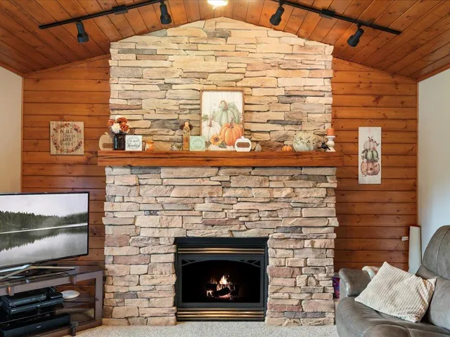 $584,000 | 32433 Cedar Street, Breezy Point, MN 56472