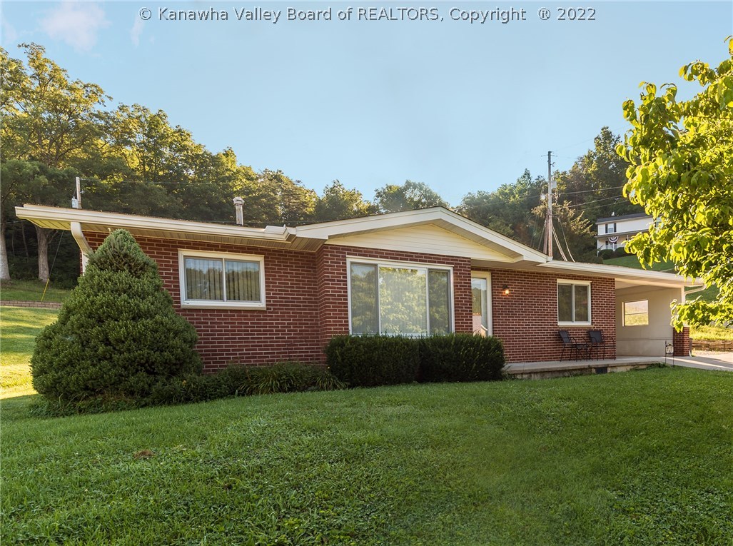 1822 Co Rte 622/4 Charleston, WV 25320 - Photo 1 of 14 Gallery Image 1