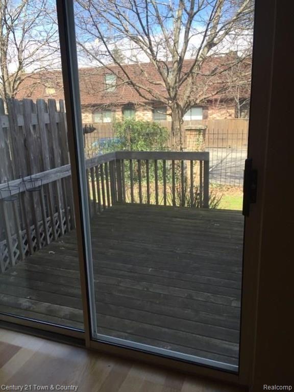 4989 Crooks Road Royal Oak, MI 48073 - Photo 9 of 16