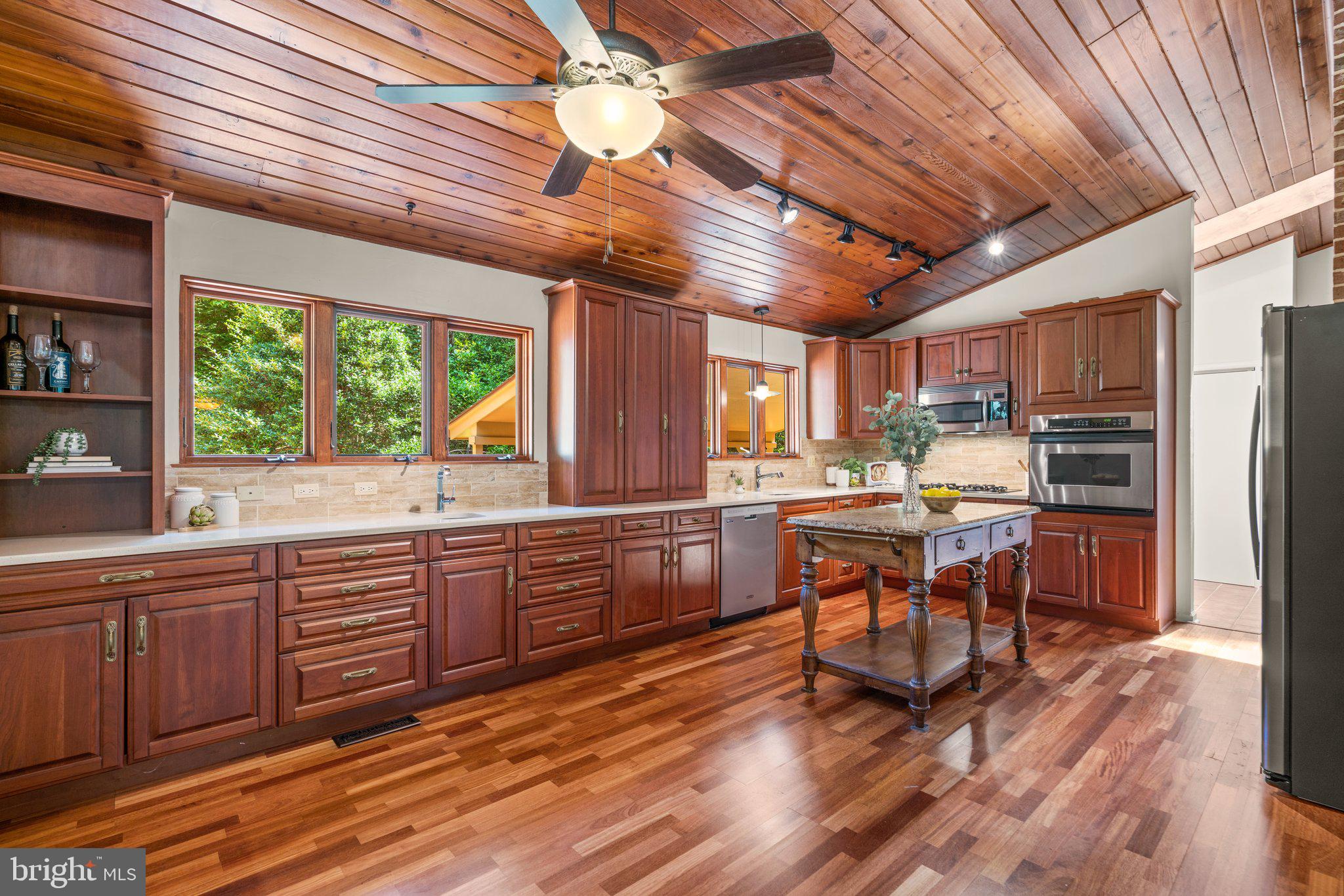 29 Cascade Road Arnold, MD 21012 - Photo 12 of 50 Gallery Image 12
