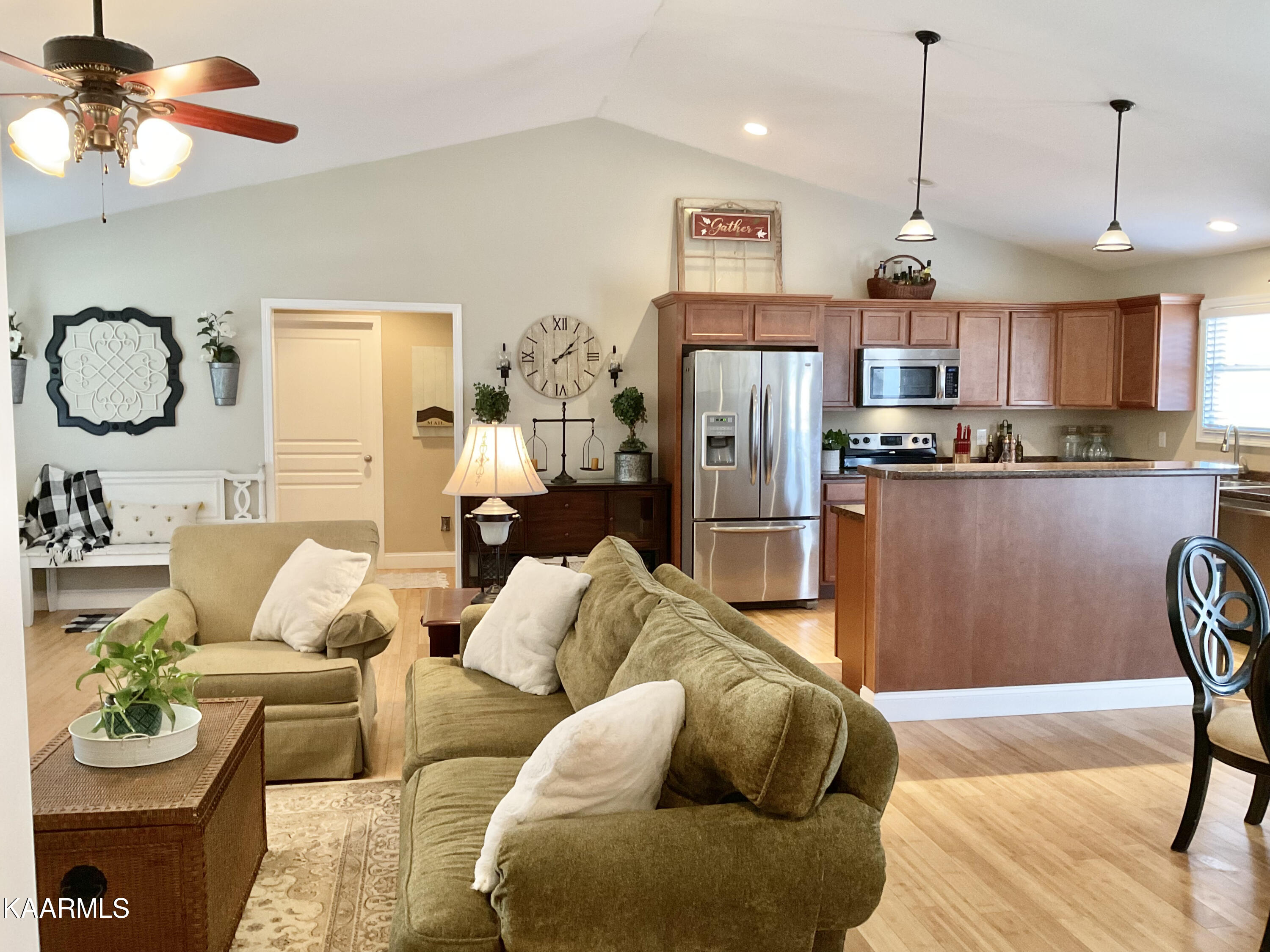 7809 Stanley Road Powell, TN 37849 - Photo 6 of 24 Great Rm to Kitchen