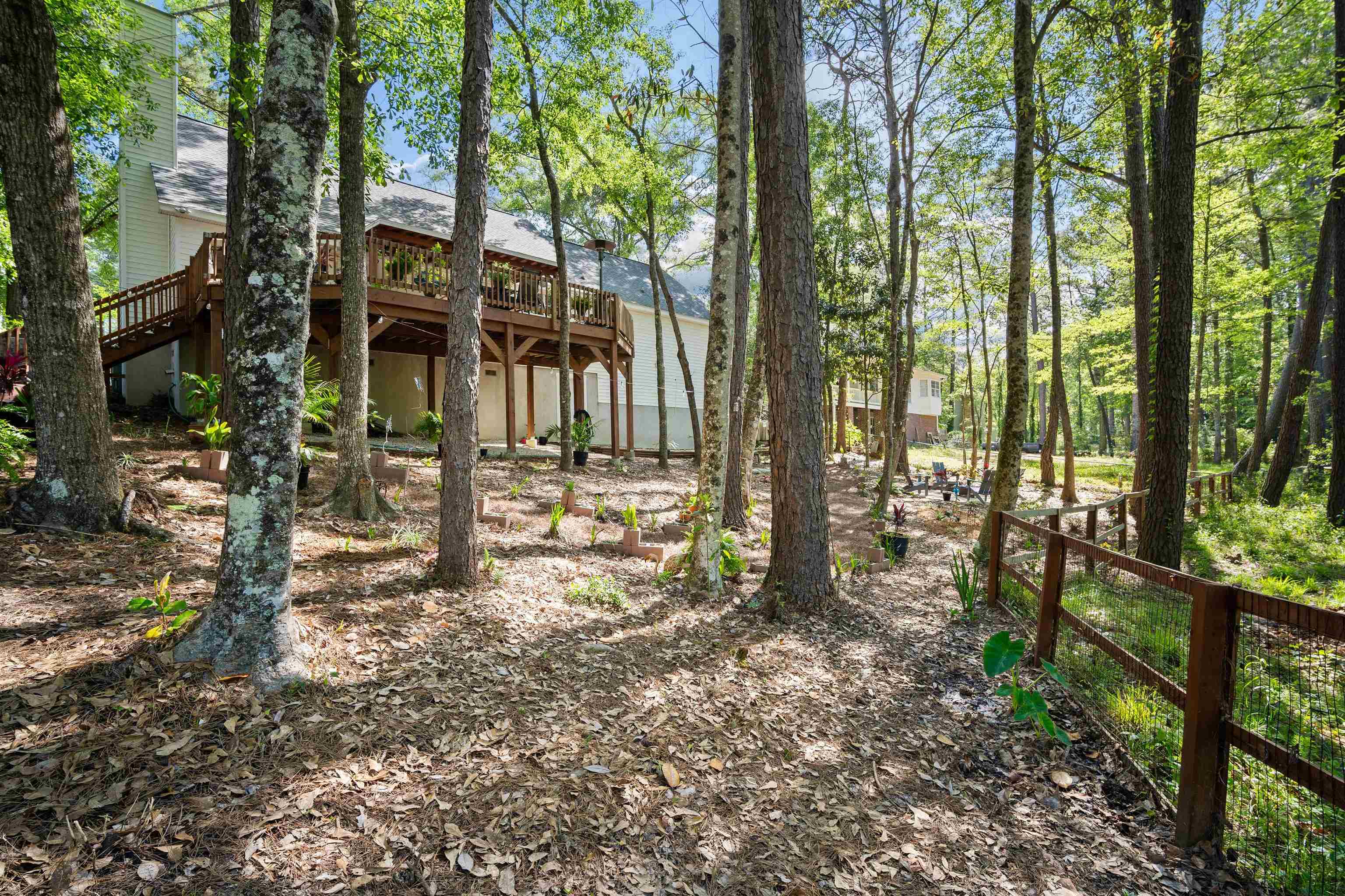 110 Lakeview Loop Daphne, AL 36526 - Photo 33 of 40 Yard