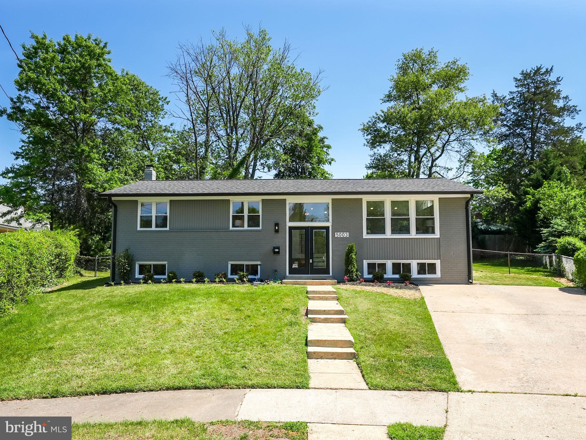 5003 Regency Place Alexandria, VA 22304 - Photo 1 of 44