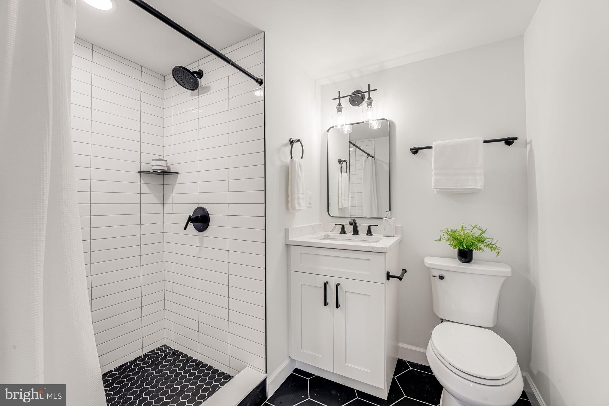 5003 Regency Place Alexandria, VA 22304 - Photo 32 of 44