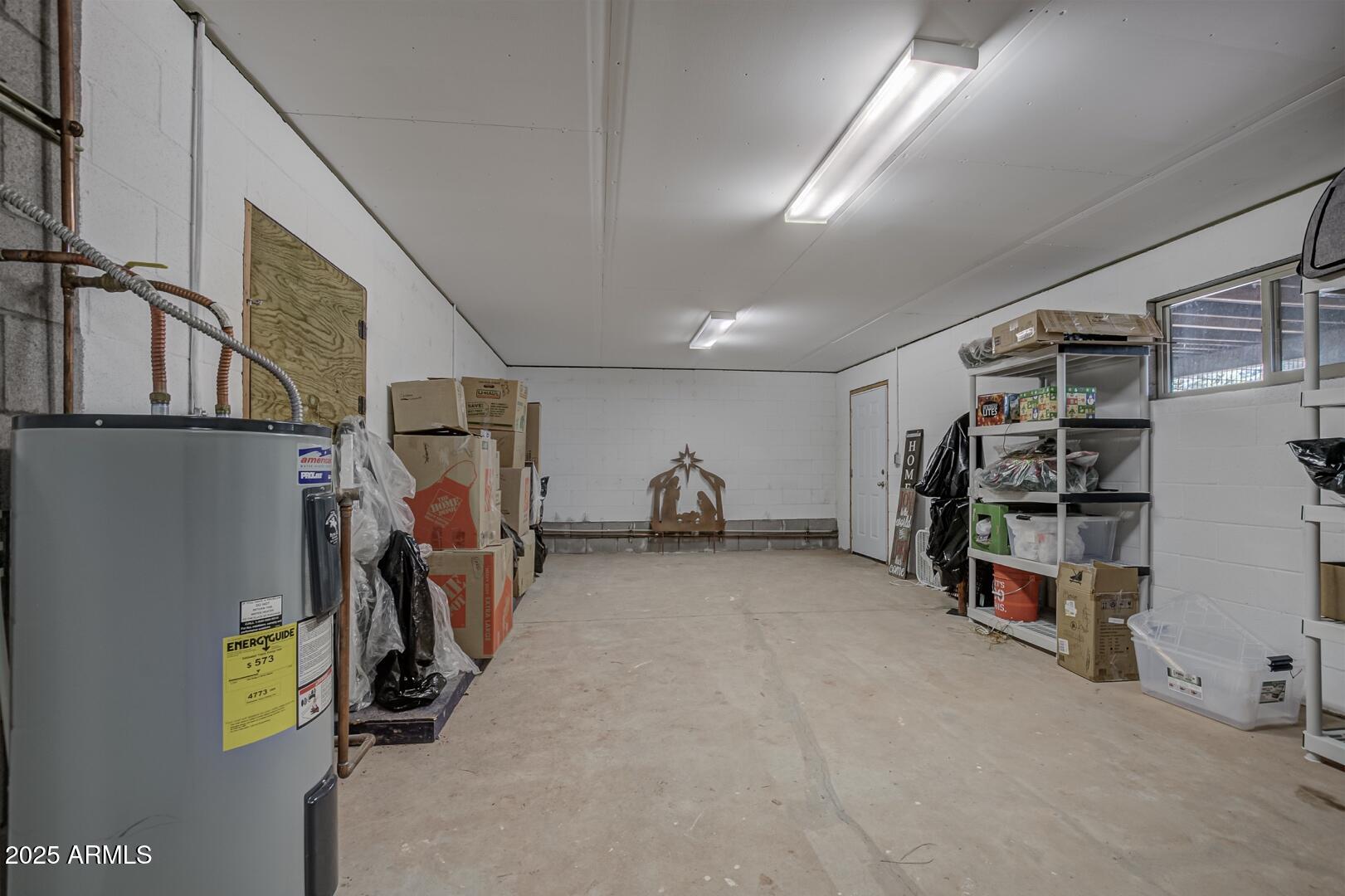3465 Whispering Pines Road Pine, AZ 85544 - Photo 40 of 53 a view of a room with gym equipment