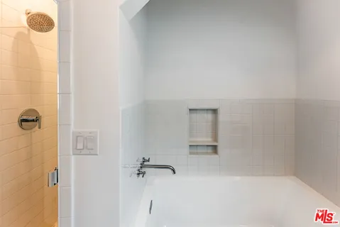 $1,849,000 | Undisclosed Address, Los Angeles, CA 90019