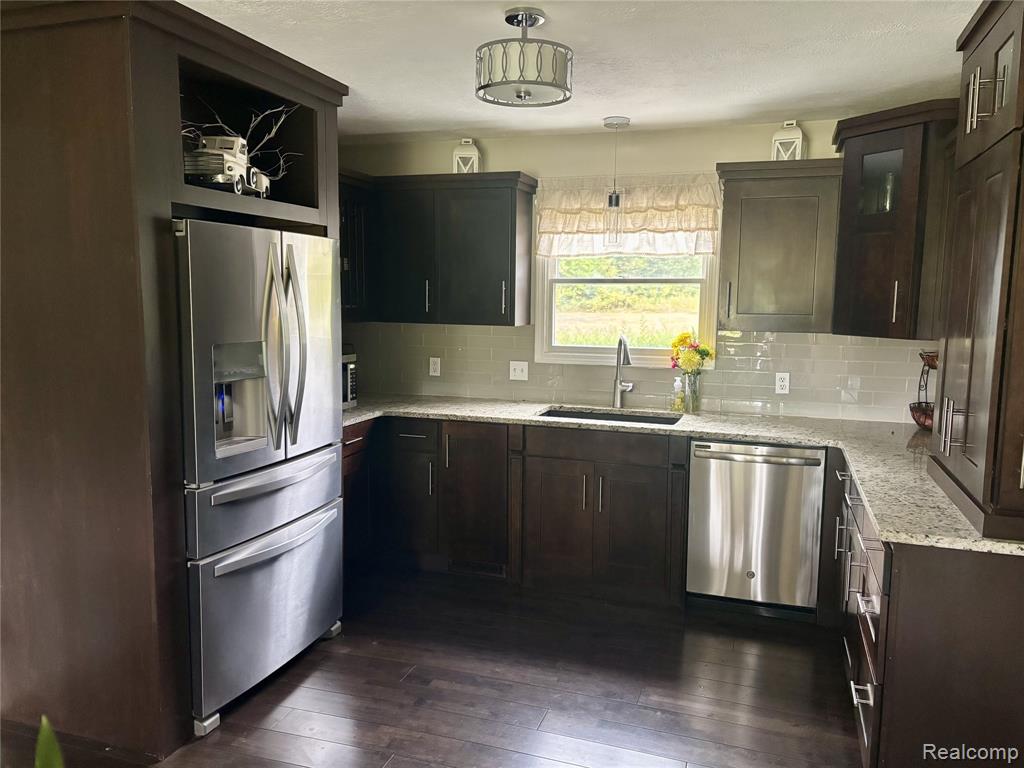 2900 South St Clair Road St. Johns, MI 48879 - Photo 12 of 32