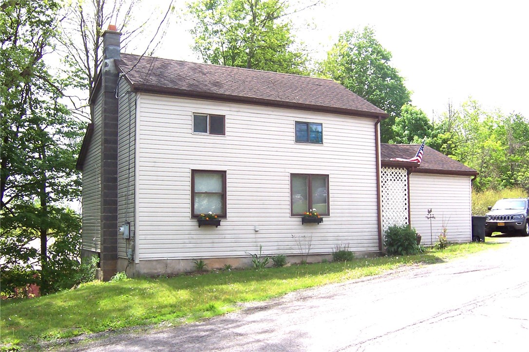4543 Upper Holley Road Clarendon, NY 14470 - Photo 2 of 16