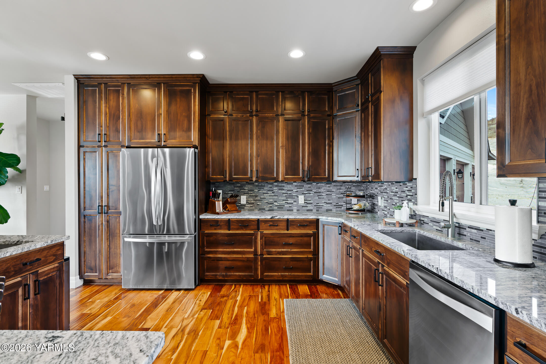 455 Rankin Road Selah, WA 98942 - Photo 12 of 57 0012Ample Cabinetry