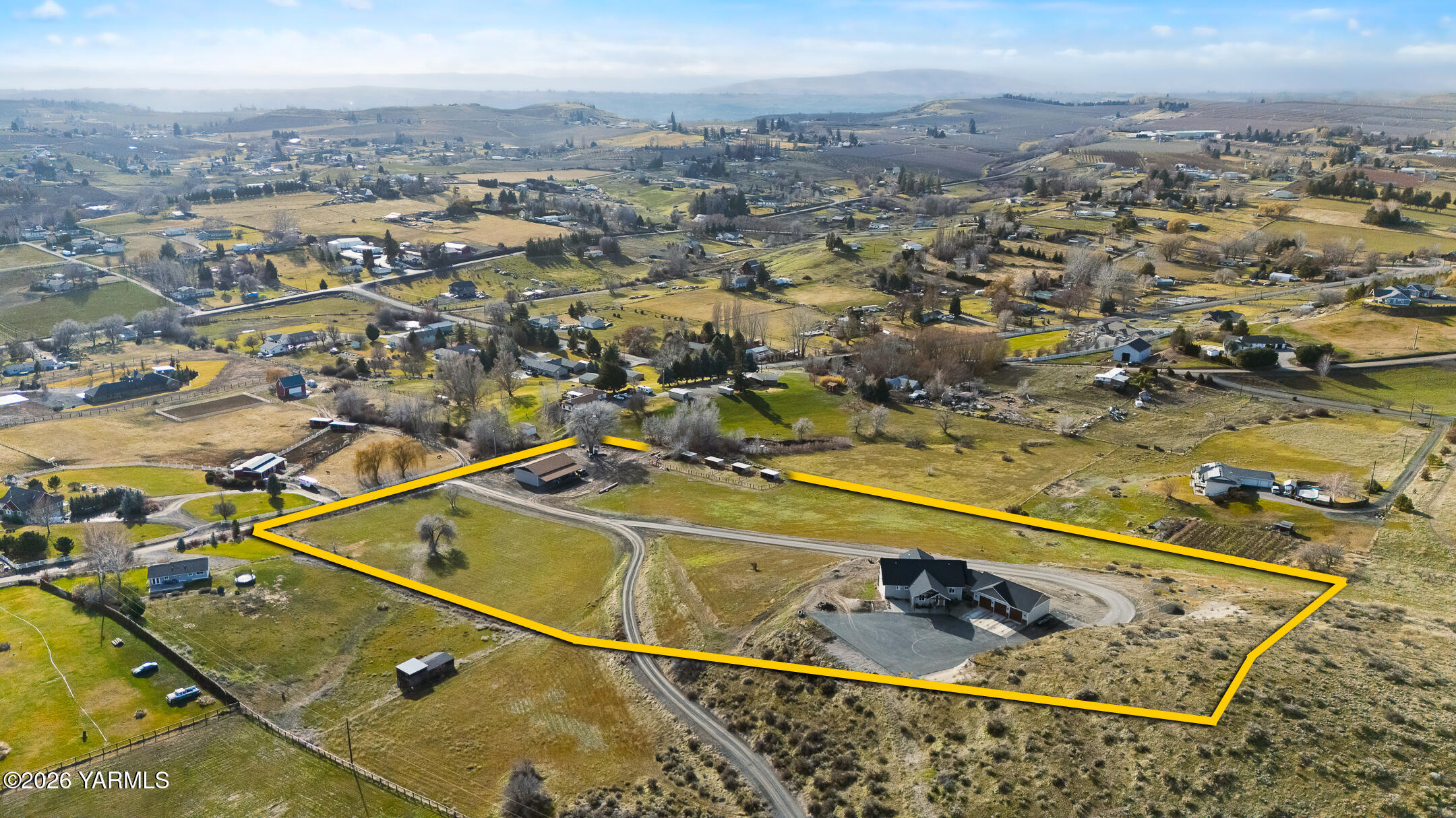 455 Rankin Road Selah, WA 98942 - Photo 53 of 57 an aerial view of a residential building