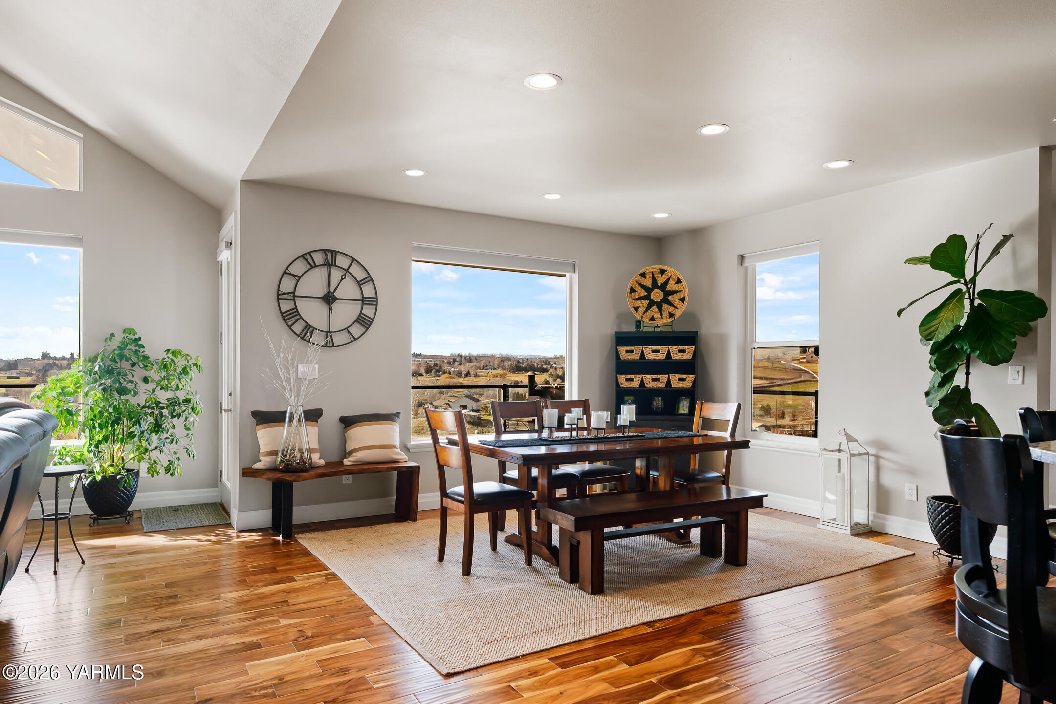 455 Rankin Road Selah, WA 98942 - Photo 8 of 57 008Formal Dining open to great rm