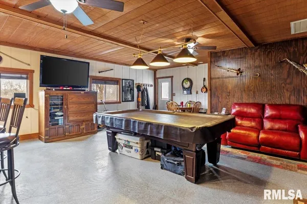 $355,000 | 14201 3100N Road, Virden, IL 62690