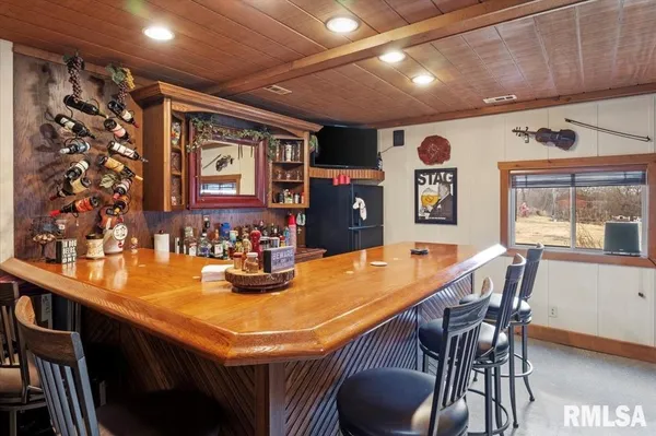 $355,000 | 14201 3100N Road, Virden, IL 62690