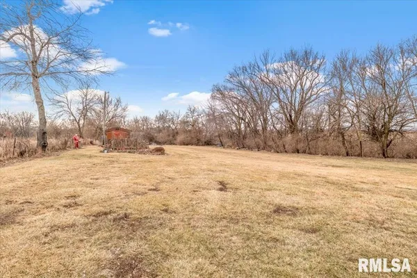 $355,000 | 14201 3100N Road, Virden, IL 62690