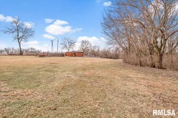 $355,000 | 14201 3100N Road, Virden, IL 62690