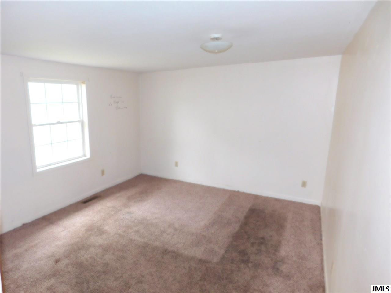 565 Andrew Jackson, MI 49202 - Photo 8 of 15 Photo 8