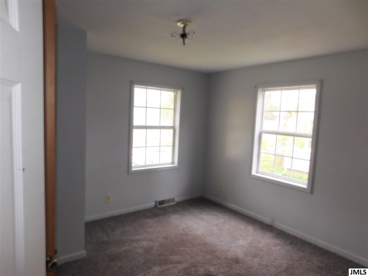 565 Andrew Jackson, MI 49202 - Photo 9 of 15 Photo 9