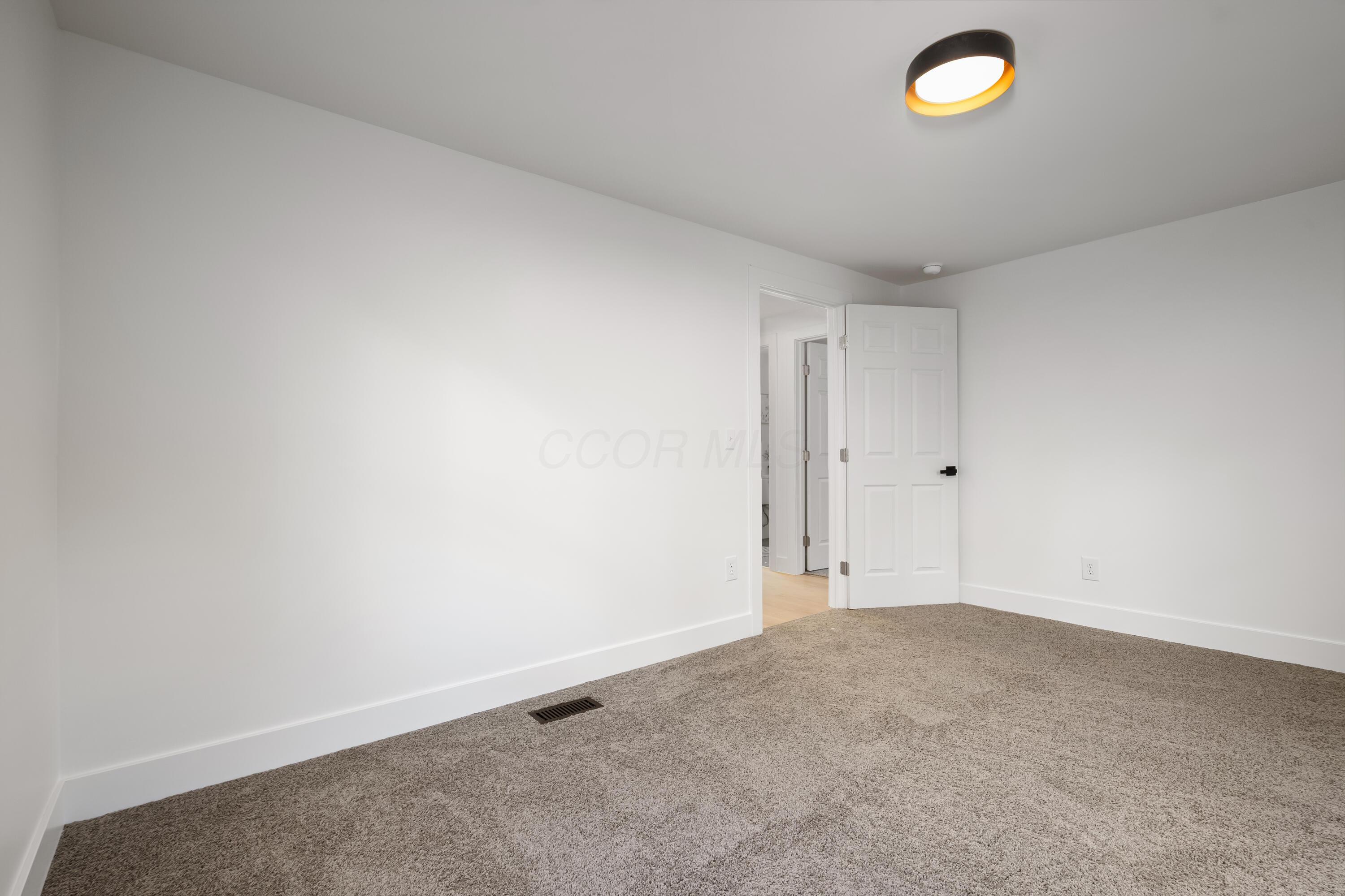 5641 Montevideo Road Westerville, OH 43081 - Photo 22 of 45 22