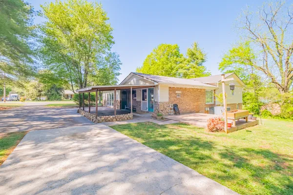 $379,000 | 639 Sunburst Drive, McMinnville, TN 37110