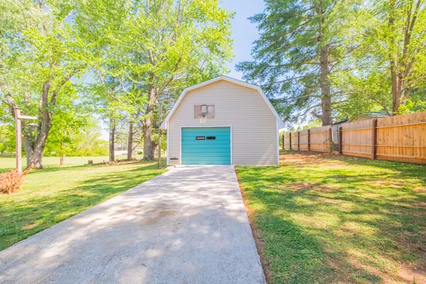 $379,000 | 639 Sunburst Drive, McMinnville, TN 37110