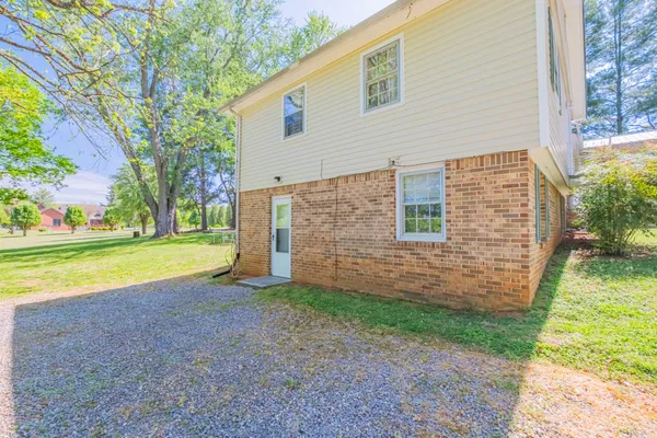 $379,000 | 639 Sunburst Drive, McMinnville, TN 37110