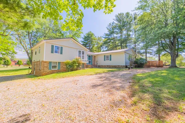 $379,000 | 639 Sunburst Drive, McMinnville, TN 37110