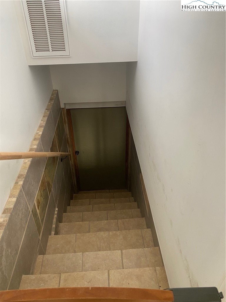 1345 Wagoner Ridge Road Ennice, NC 28623 - Photo 14 of 48 a view of entryway