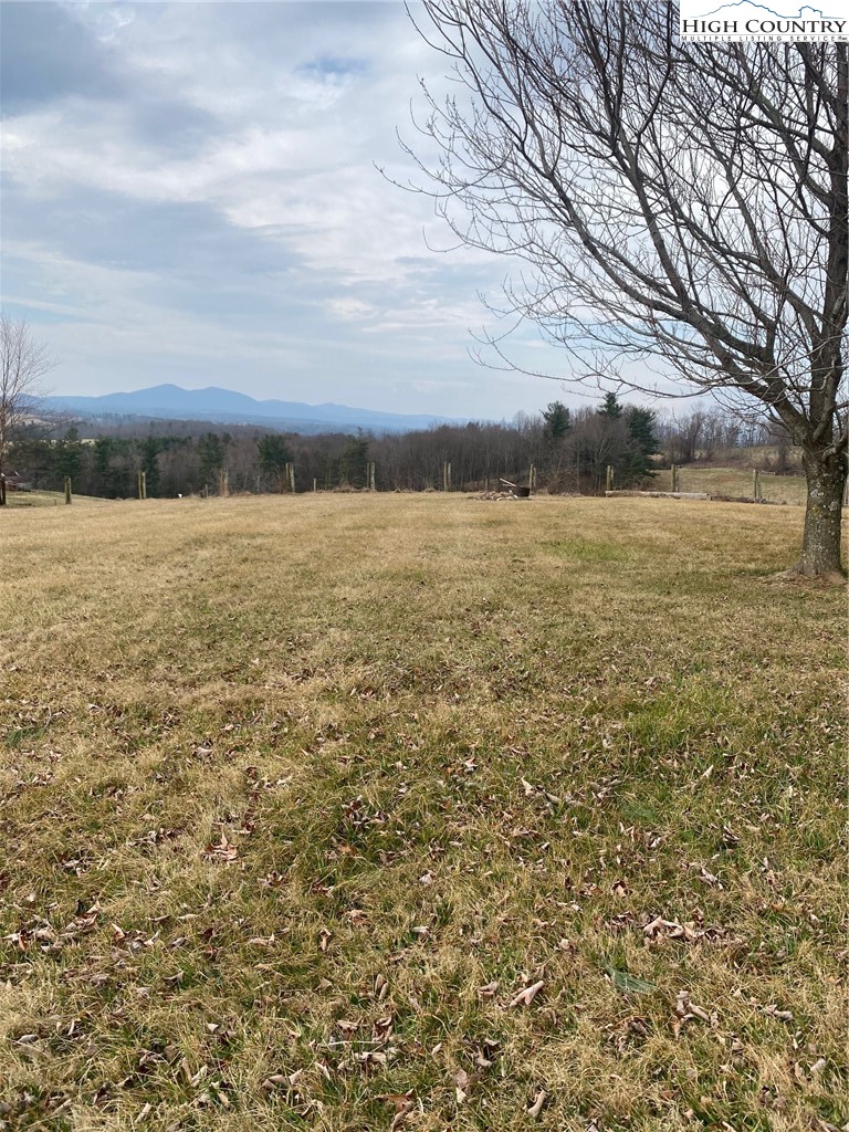 1345 Wagoner Ridge Road Ennice, NC 28623 - Photo 23 of 48 a view of an ocean