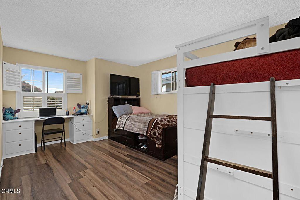 1127 Douglas Avenue Oxnard, CA 93030 - Photo 14 of 41 15_11868681_182519-EM-124