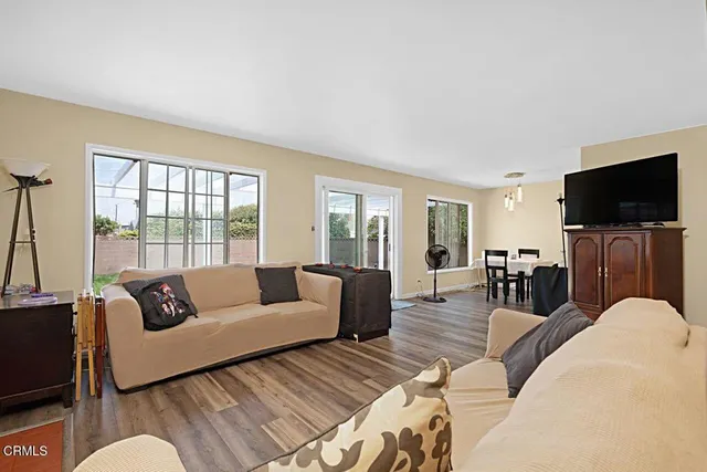 $825,000 | 1127 Douglas Avenue, Oxnard, CA 93030