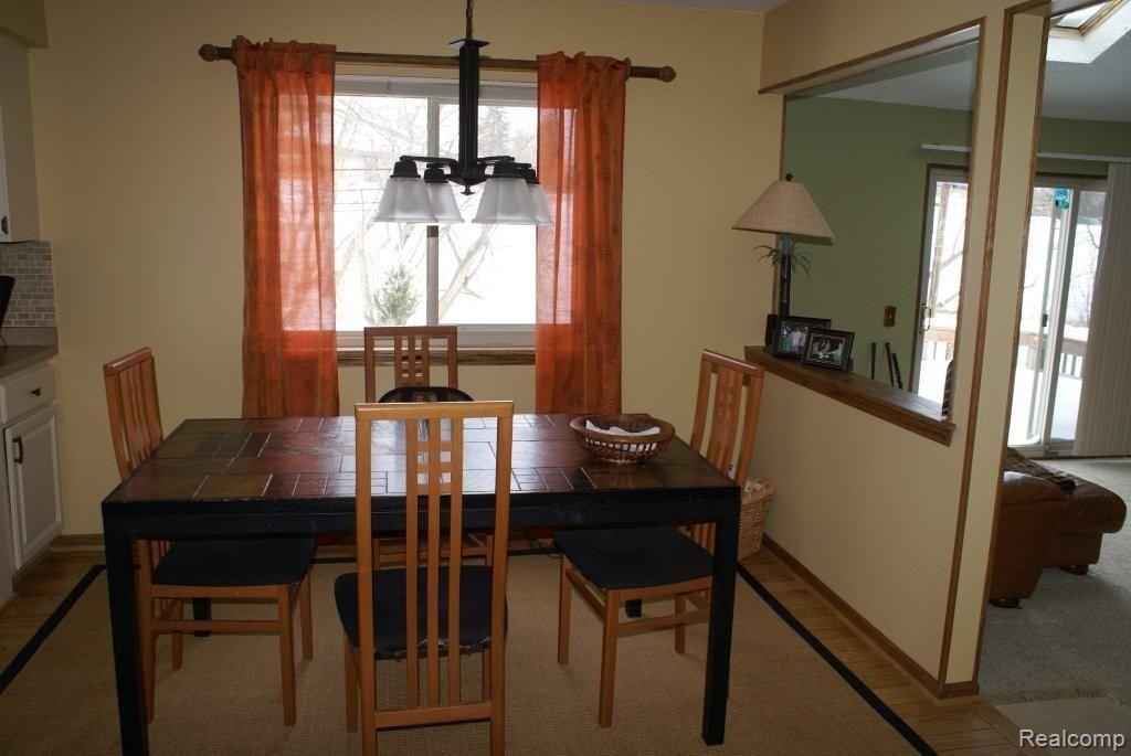1990 Fair Oak Drive Rochester, MI 48309 - Photo 7 of 23 Kitchen Nook