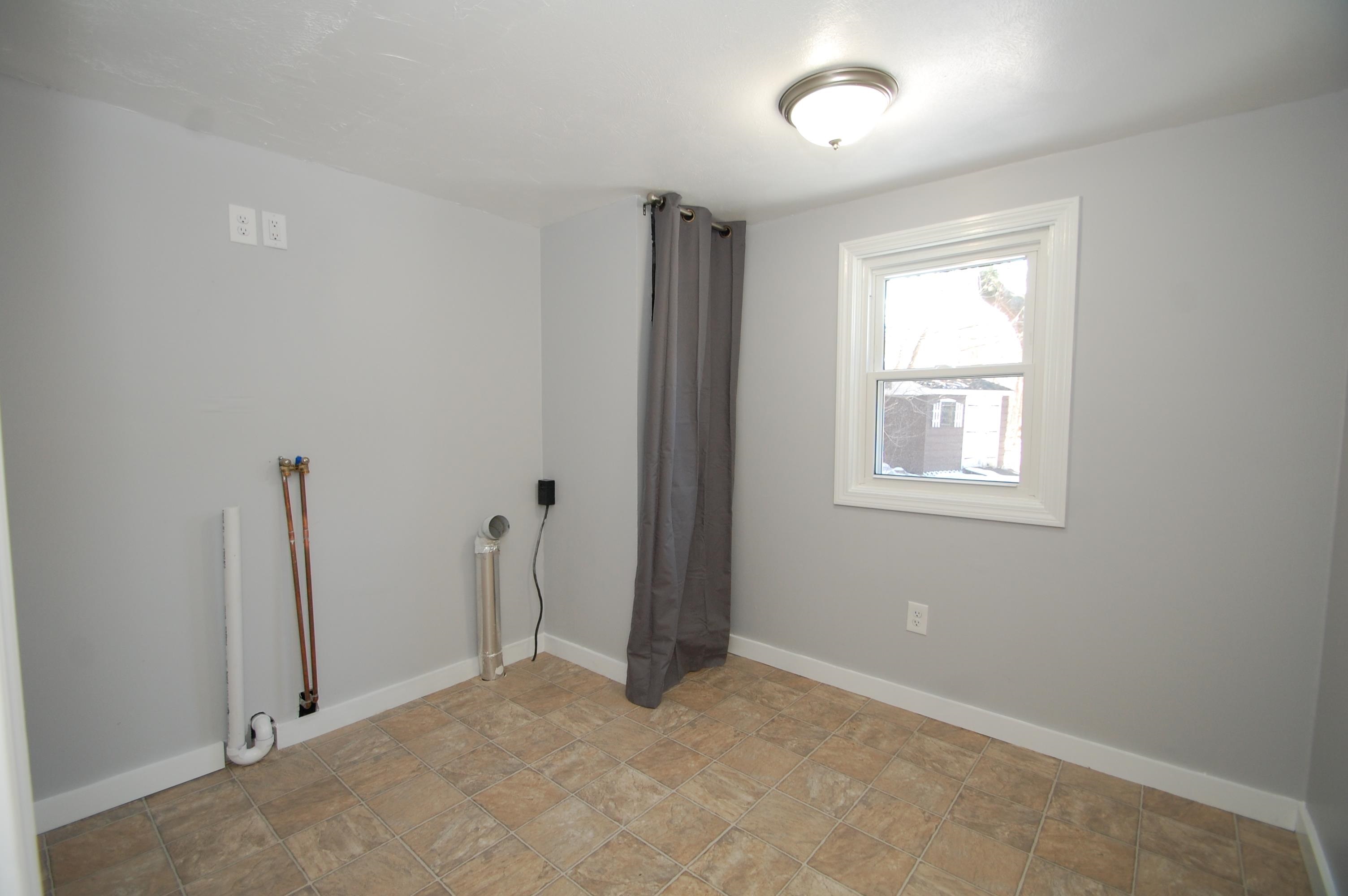 5 Buddy Street Hooksett, NH 03106 - Photo 13 of 15