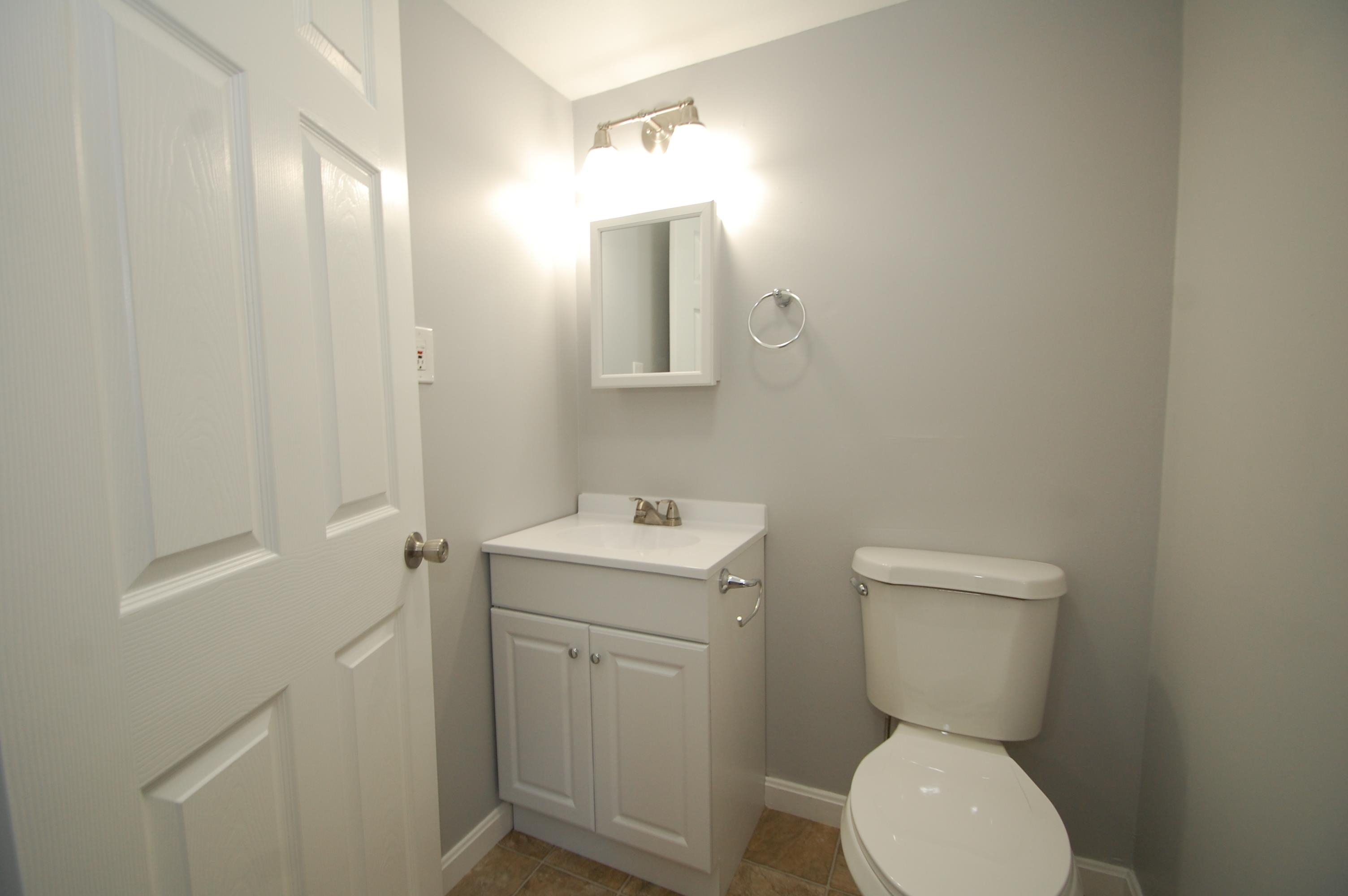 5 Buddy Street Hooksett, NH 03106 - Photo 8 of 15