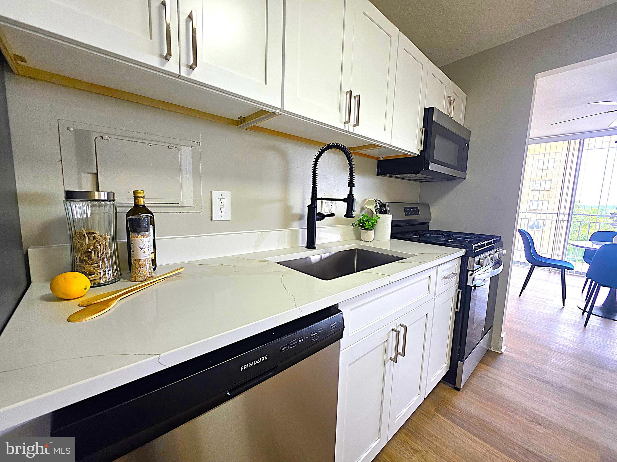 1836 Metzerott Road, Unit 706 Hyattsville, MD 20783 - Photo 11 of 37