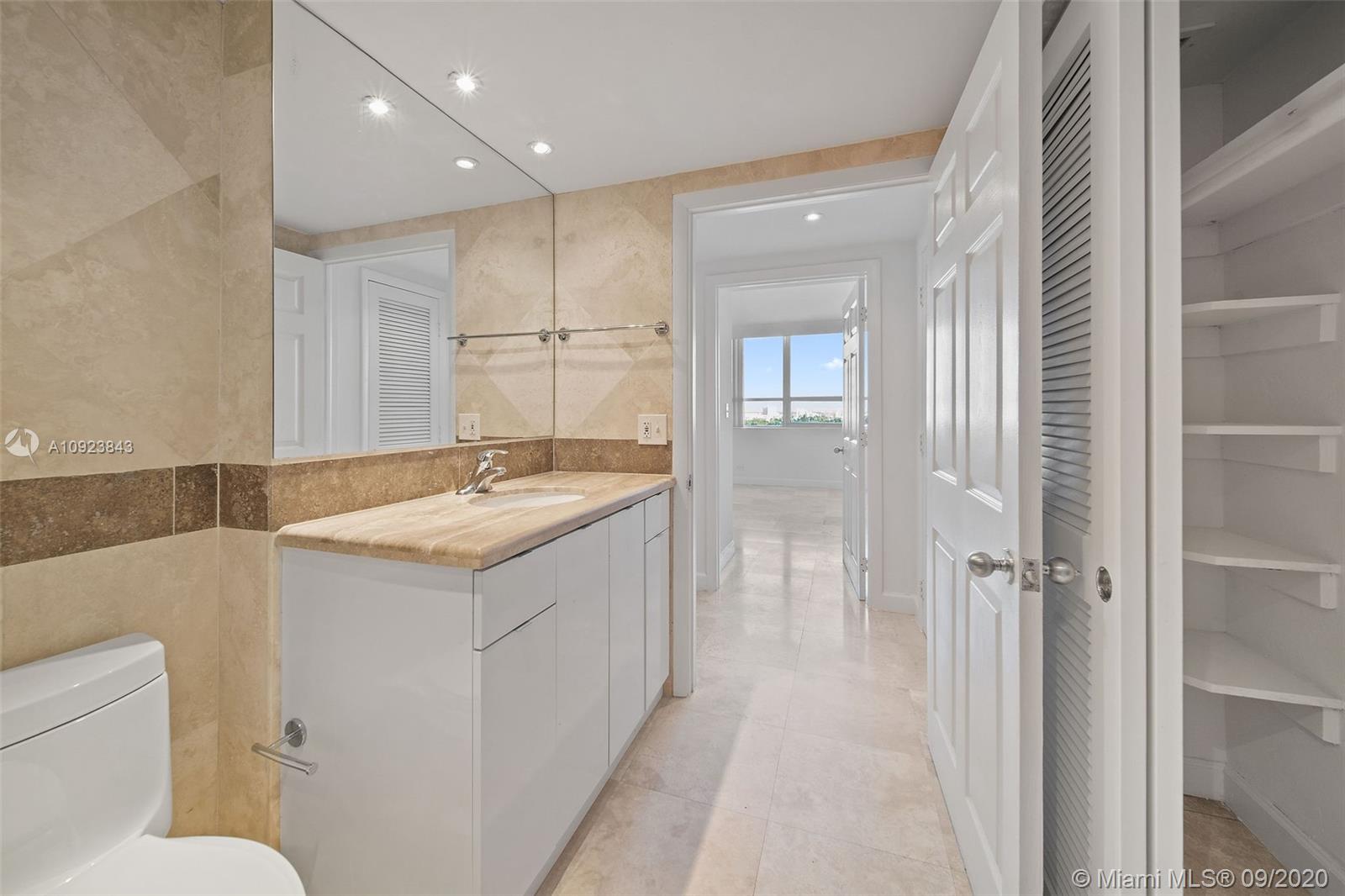 1500 Bay Road, Unit S1154 Miami Beach, FL 33139 - Photo 11 of 70