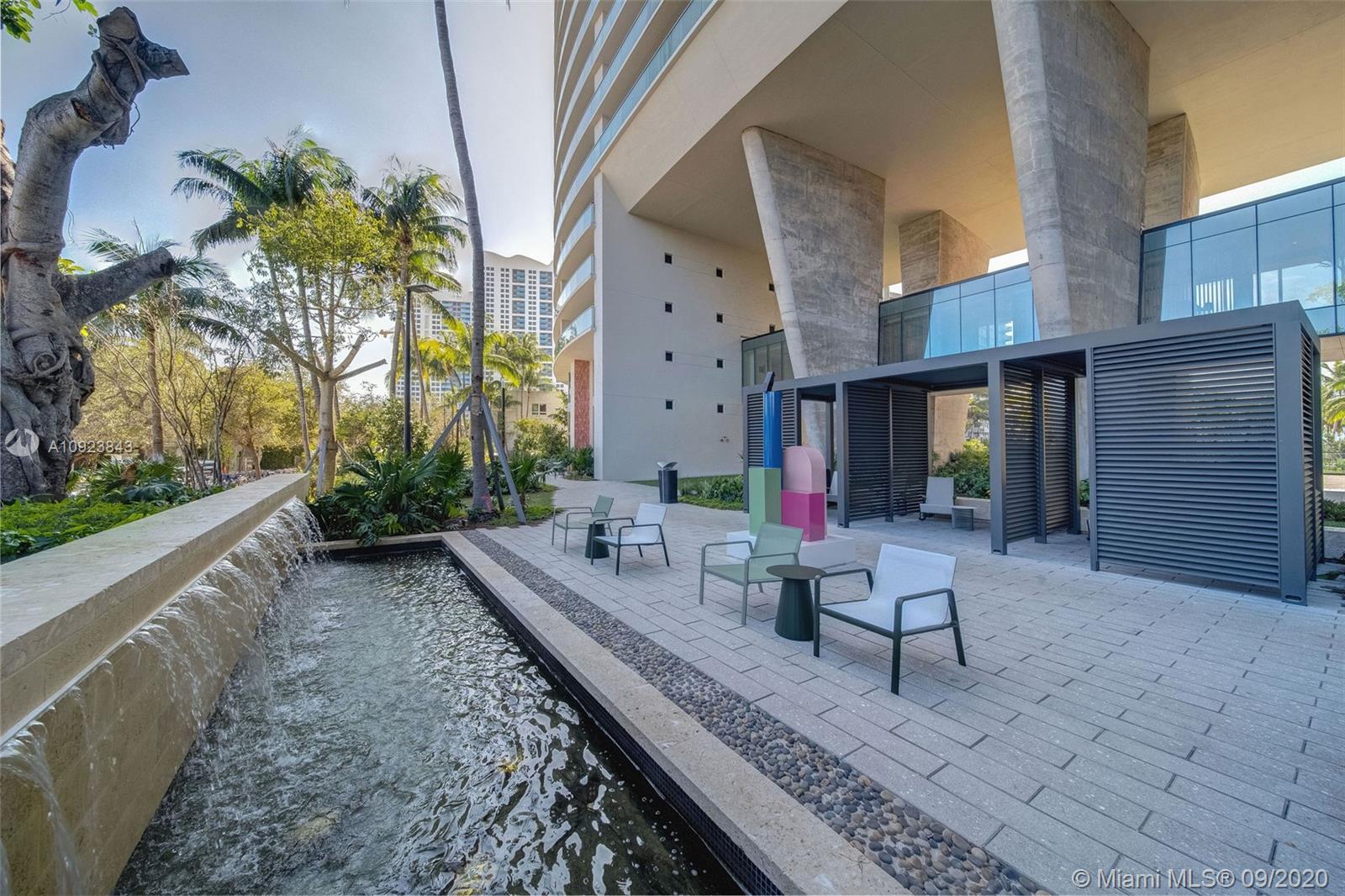 1500 Bay Road, Unit S1154 Miami Beach, FL 33139 - Photo 33 of 70