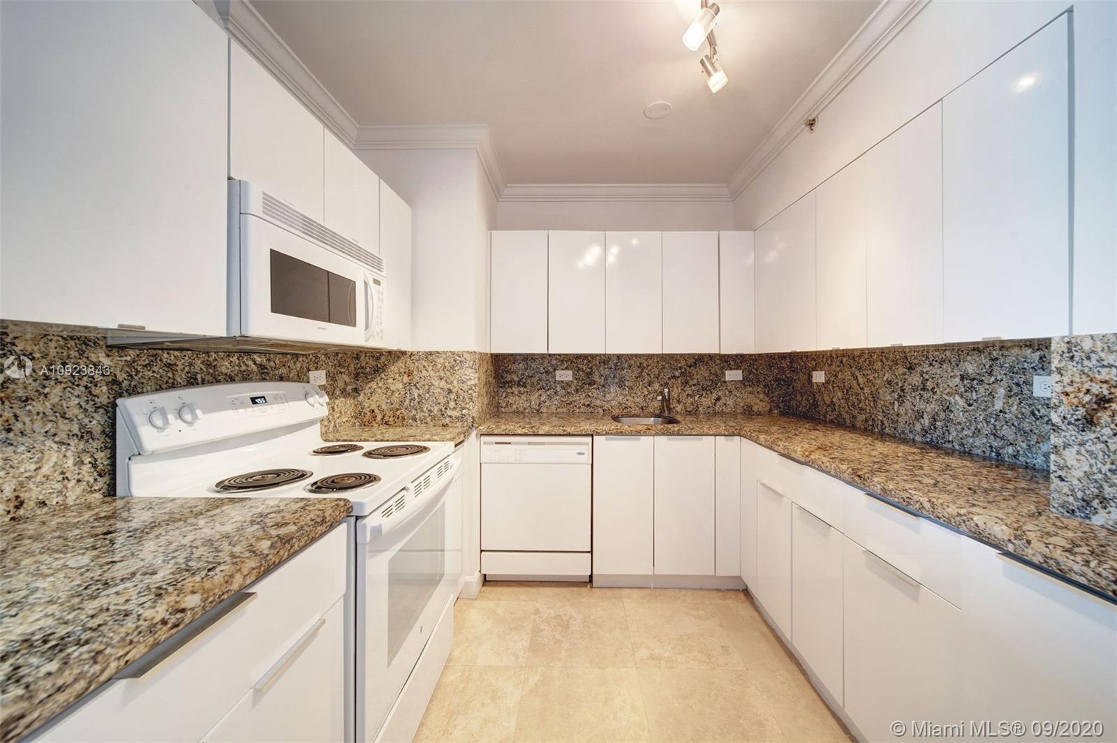 1500 Bay Road, Unit S1154 Miami Beach, FL 33139 - Photo 5 of 70