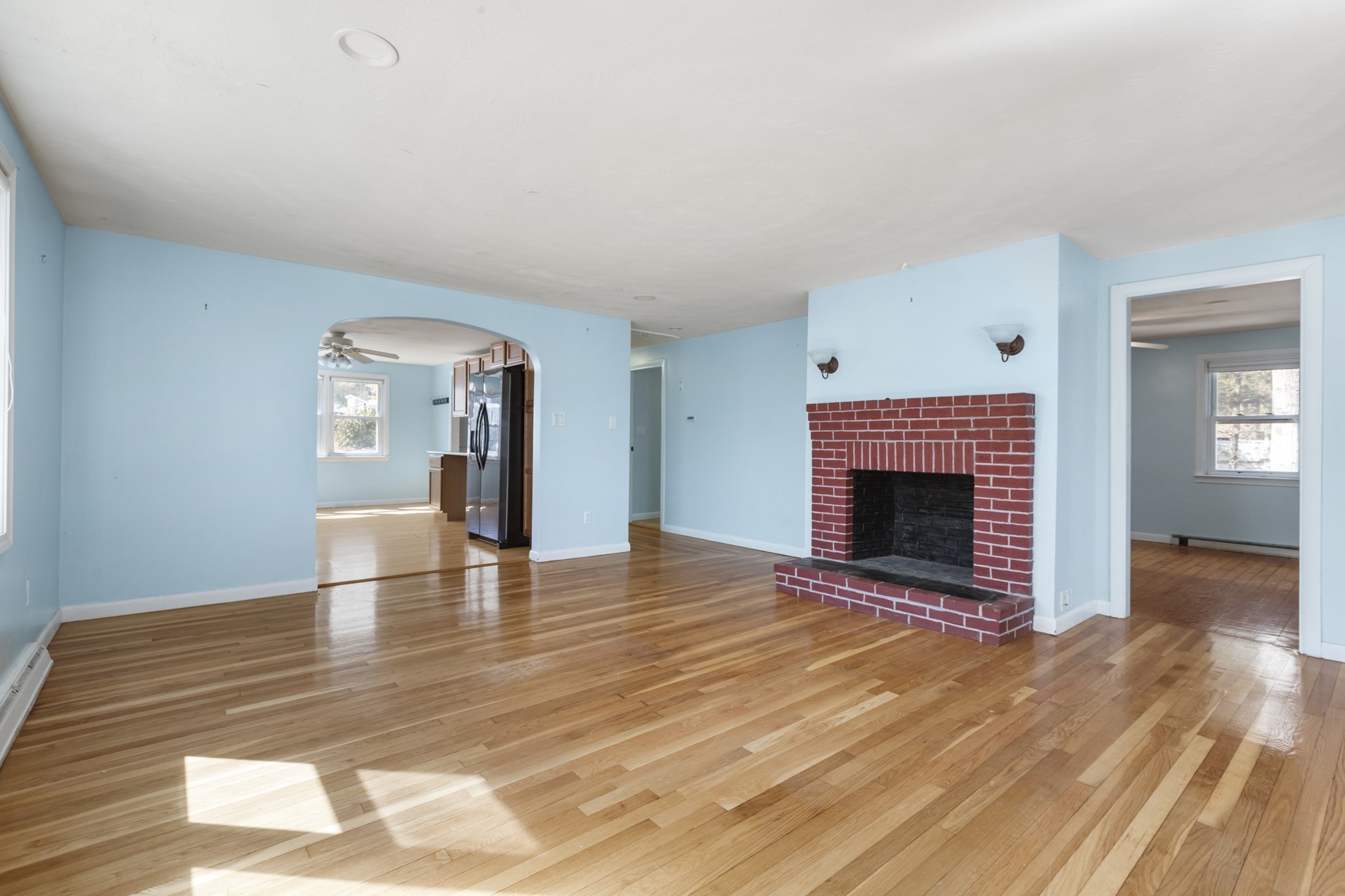 21 River Road Marion, MA 02738 - Photo 6 of 29 Gallery Image 6