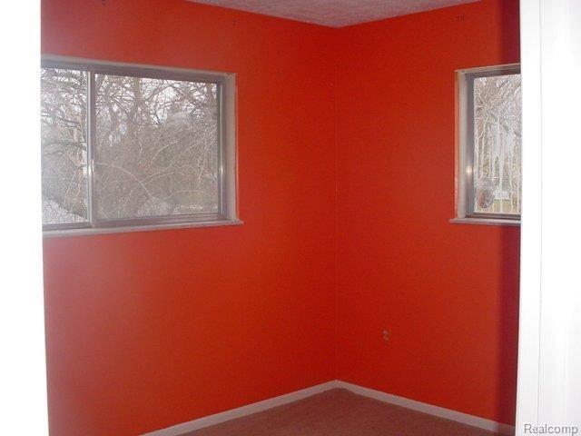 726 Hemingway Road Lake Orion, MI 48362 - Photo 11 of 12 BEDROOM