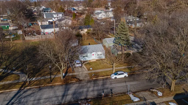 $185,000 | 1214 East Galena Boulevard, Aurora, IL 60505