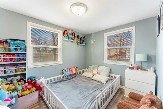 $185,000 | 1214 East Galena Boulevard, Aurora, IL 60505