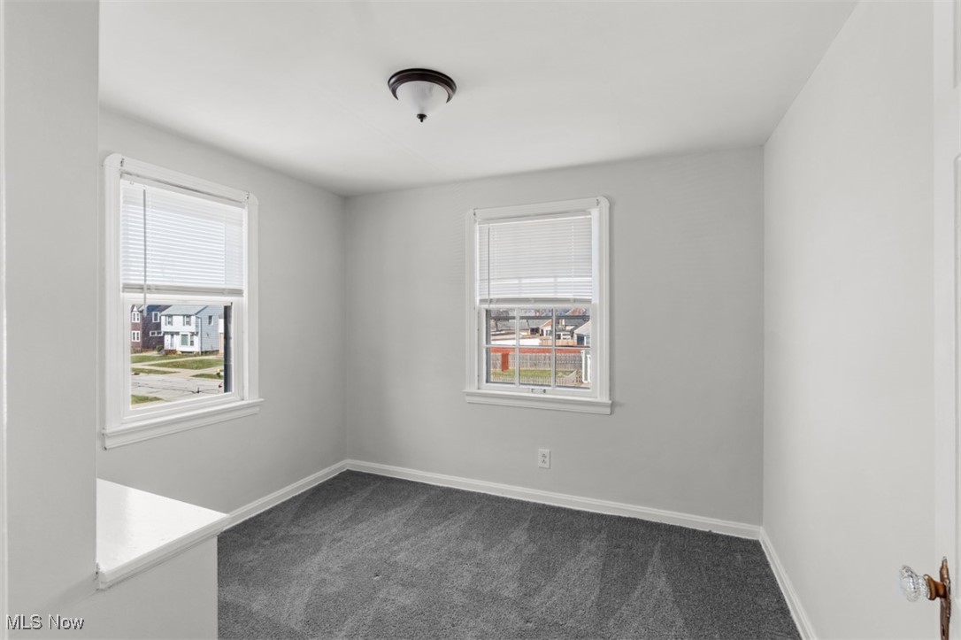 4174 Ardmore Road Cleveland, OH 44121 - Photo 21 of 33