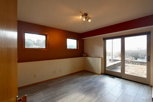 $1,050,000 | 1096 Eid Road, Moscow, ID 83843