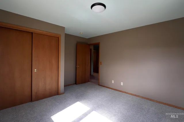 $1,050,000 | 1096 Eid Road, Moscow, ID 83843