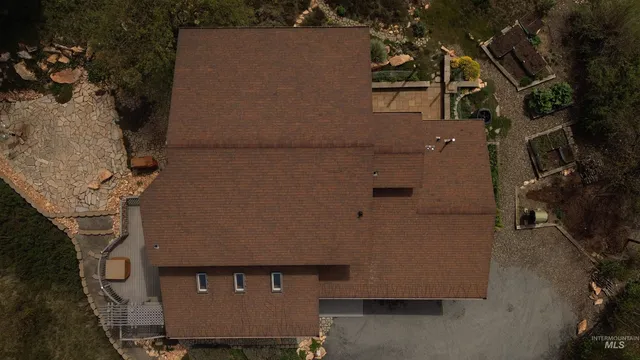 $1,050,000 | 1096 Eid Road, Moscow, ID 83843